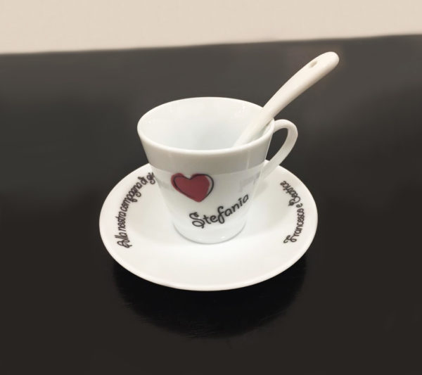 Tazzina da caffè con piattino